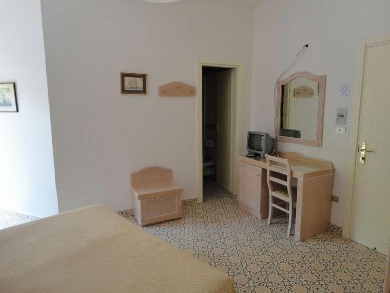 Hotel Candia Casamicciola Terme Bagian luar foto