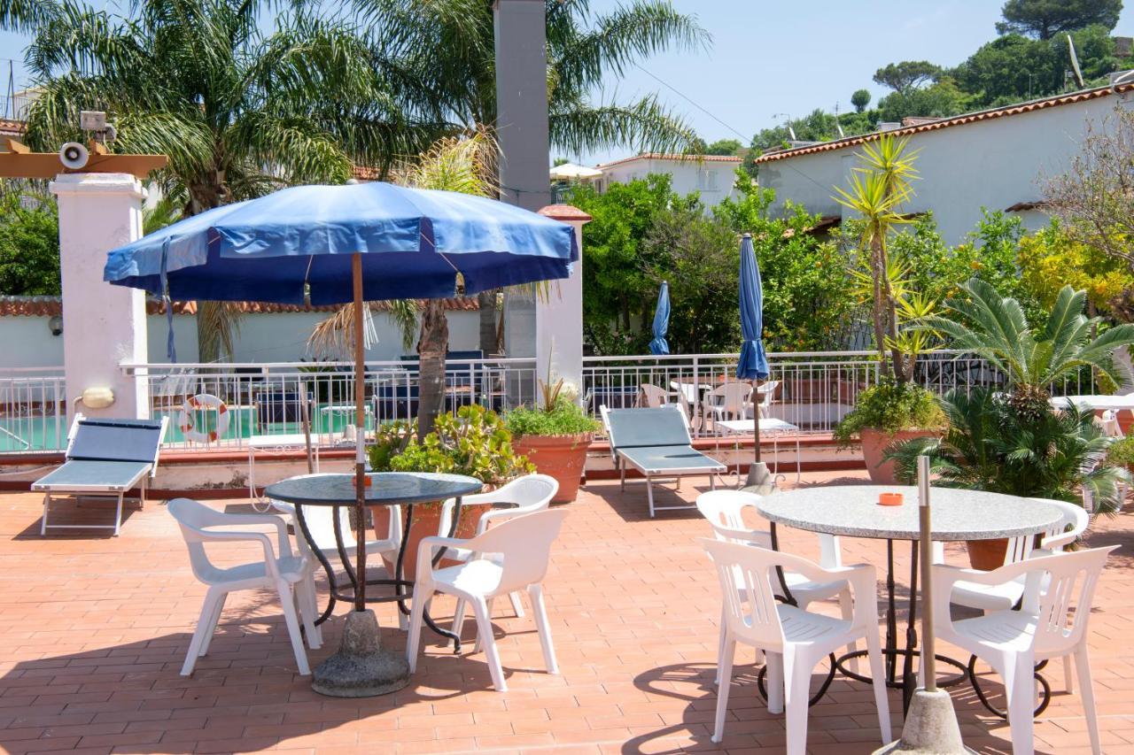 Hotel Candia Casamicciola Terme Bagian luar foto