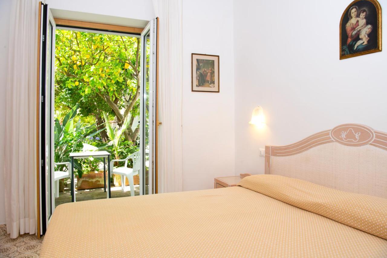 Hotel Candia Casamicciola Terme Bagian luar foto